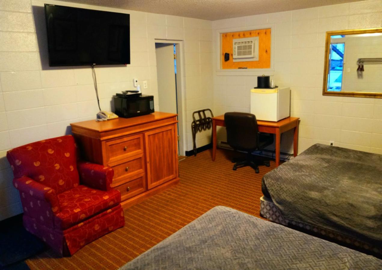 درايدن Chalet Inn Motel المظهر الخارجي الصورة