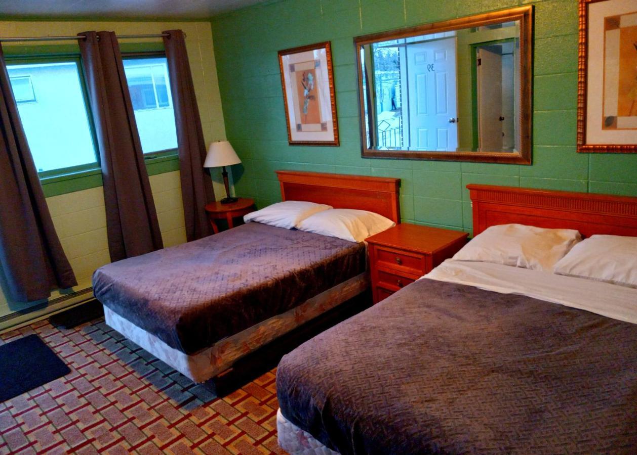 درايدن Chalet Inn Motel المظهر الخارجي الصورة